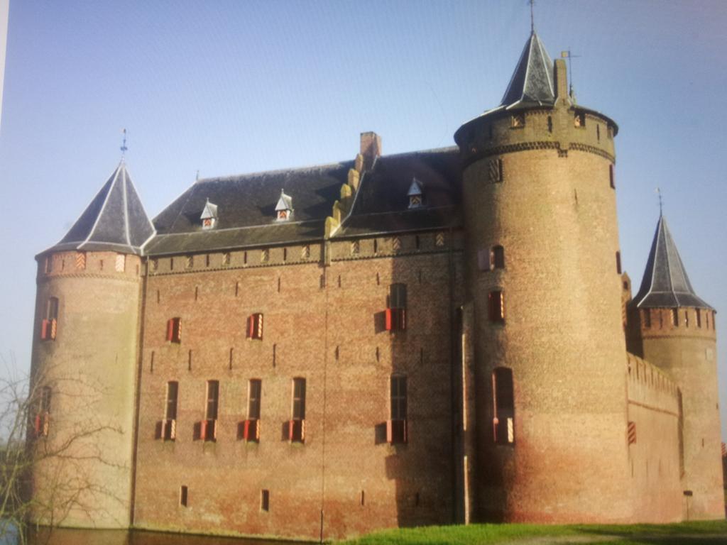 Hövell Huizen Kültér fotó